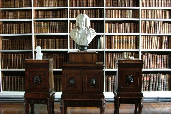 Armagh Robinson Library Busts and books