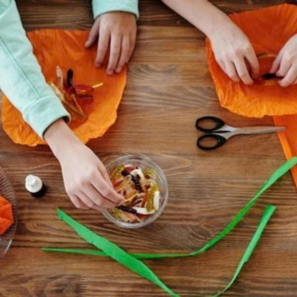 Halloween Craft & Games Halloween Craft & Games